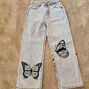 Womens Size Medium Light Wash Wide Leg Jeans Butterfly Graphic Print All Over